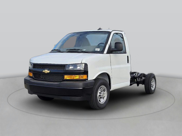 2025 Chevrolet Express Cutaway