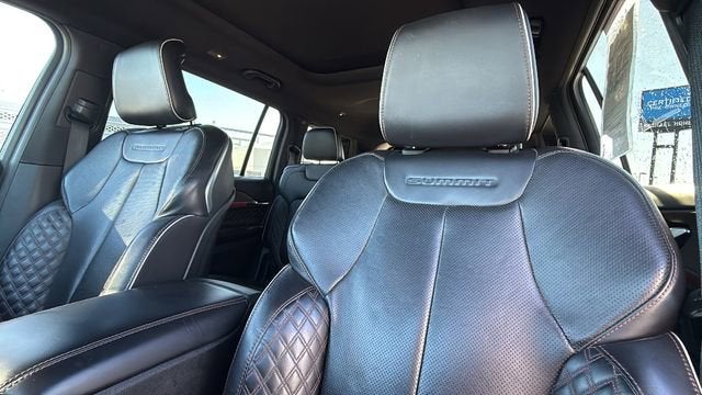 2022 Jeep Grand Cherokee L Summit