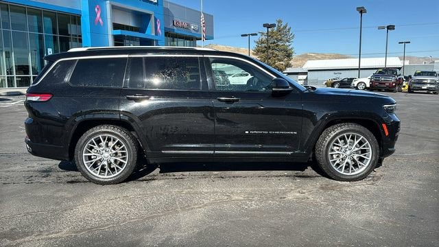 2022 Jeep Grand Cherokee L Summit