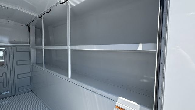 2024 Chevrolet Express Cutaway 3500 1WT