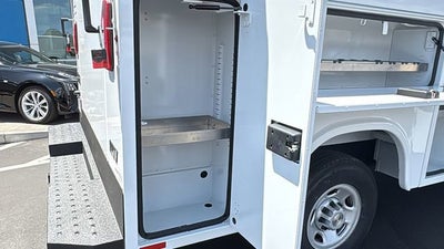 2024 Chevrolet Express Cutaway 3500 1WT