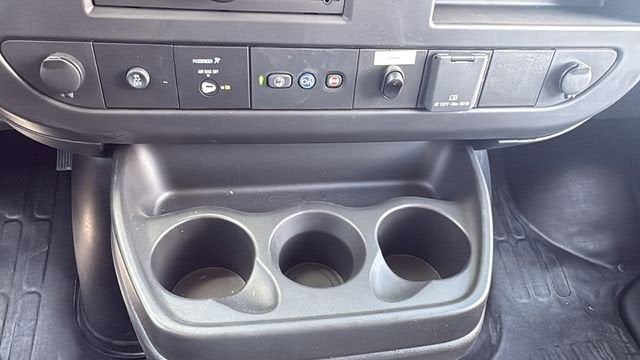 2024 Chevrolet Express Cutaway 3500 1WT