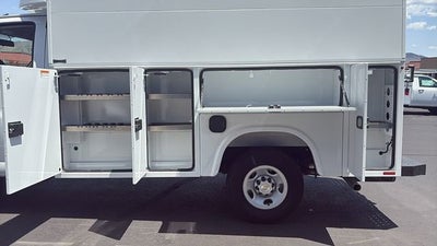 2024 Chevrolet Express Cutaway 3500 1WT