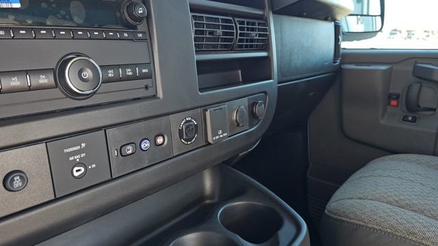 2023 Chevrolet Express Cutaway 3500 1WT