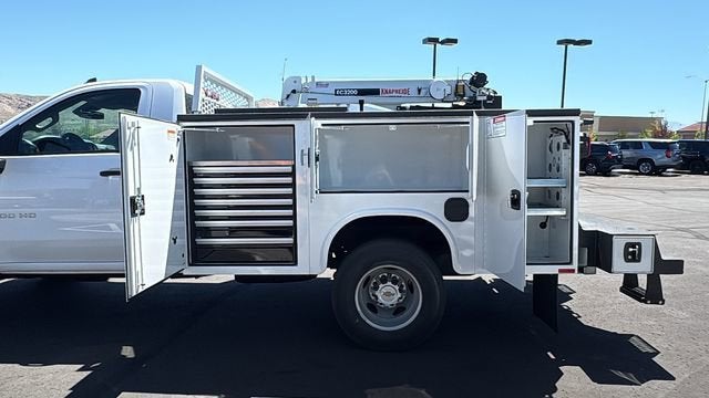 2025 Chevrolet Silverado 3500 HD Chassis Cab Work Truck