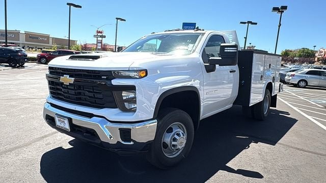2025 Chevrolet Silverado 3500 HD Chassis Cab Work Truck
