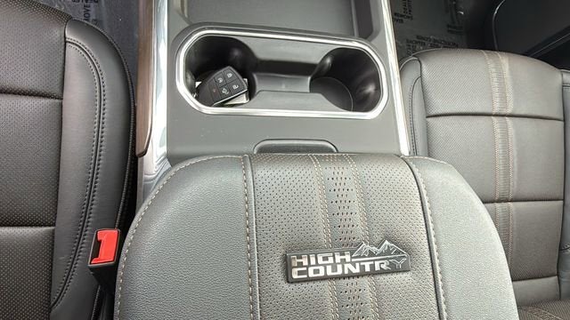 2025 Chevrolet Silverado 2500 HD High Country