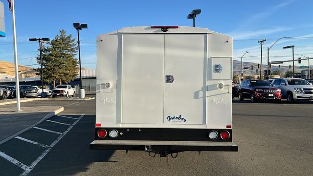 2023 GMC Savana Cutaway 3500 1WT