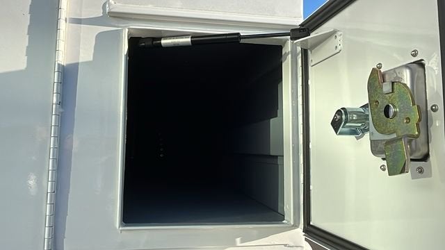 2023 GMC Savana Cutaway 3500 1WT