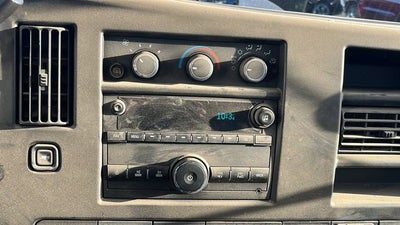 2023 GMC Savana Cutaway 3500 1WT