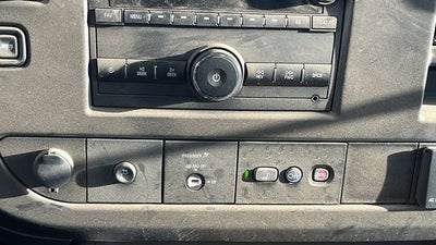 2023 GMC Savana Cutaway 3500 1WT