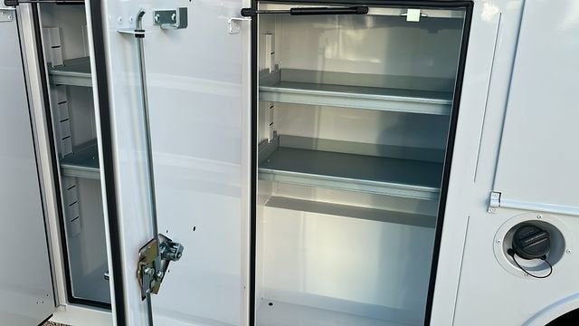 2023 GMC Savana Cutaway 3500 1WT