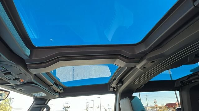 2024 GMC HUMMER EV SUV 2X