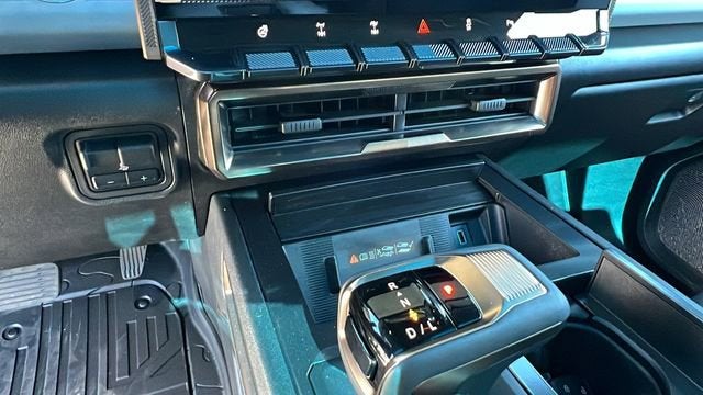 2024 GMC HUMMER EV SUV 2X