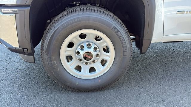 2025 GMC Sierra 2500 HD Pro