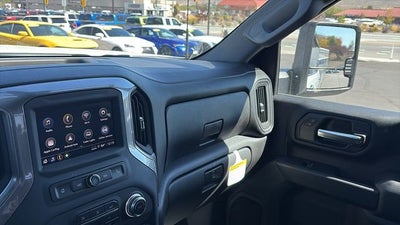 2025 GMC Sierra 2500 HD Pro