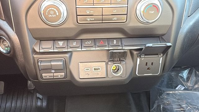 2025 GMC Sierra 2500 HD Pro