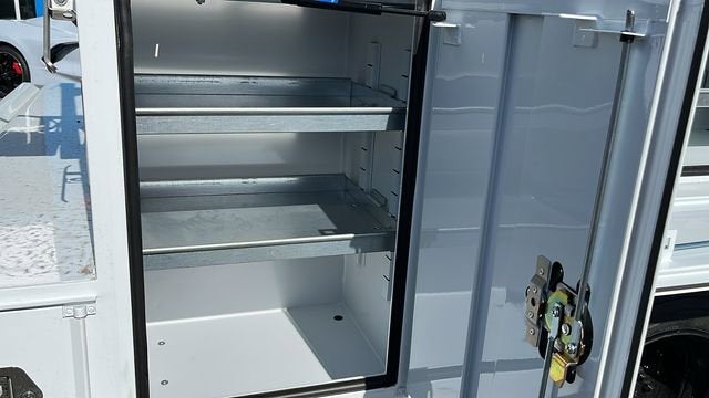 2024 Chevrolet Silverado 5500 HD Work Truck