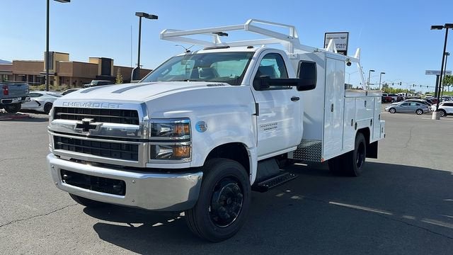 2024 Chevrolet Silverado 5500 HD Work Truck