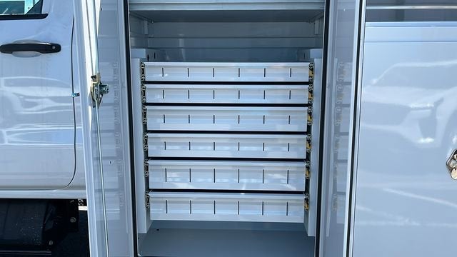 2023 Chevrolet Silverado 5500 HD Work Truck