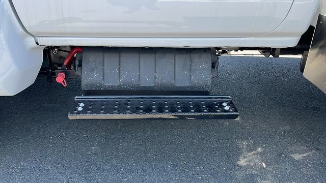 2023 Chevrolet Silverado 5500 HD Work Truck