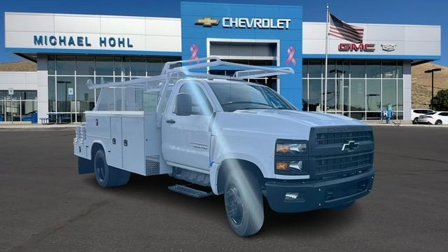 2024 Chevrolet Silverado 5500 HD Work Truck