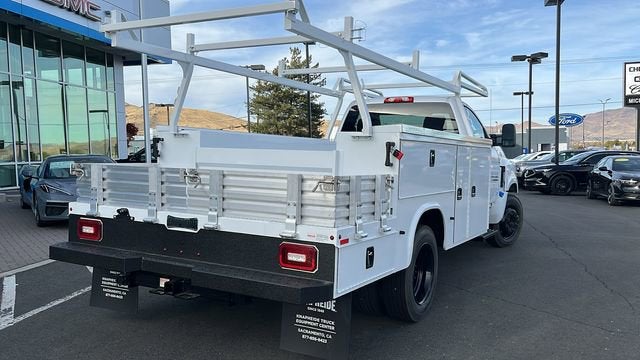 2024 Chevrolet Silverado 5500 HD Work Truck