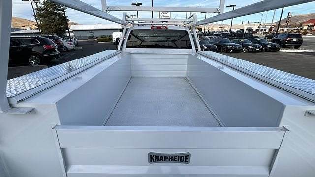 2024 Chevrolet Silverado 5500 HD Work Truck