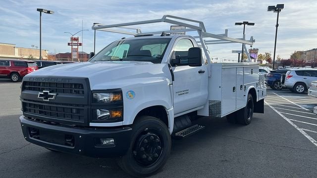 2024 Chevrolet Silverado 5500 HD Work Truck