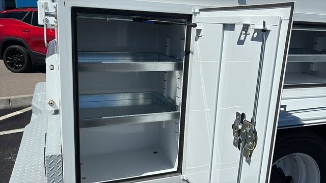 2023 Chevrolet Silverado 5500 HD Work Truck