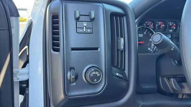 2023 Chevrolet Silverado 5500 HD Work Truck