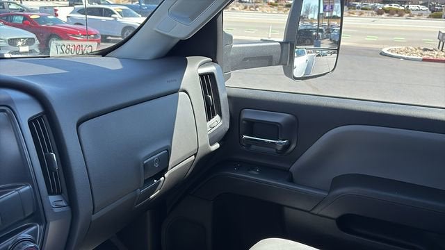 2023 Chevrolet Silverado 5500 HD Work Truck