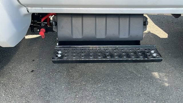 2023 Chevrolet Silverado 5500 HD Work Truck