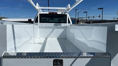 2024 Chevrolet Silverado 5500 HD Work Truck