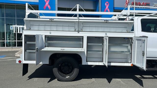 2024 Chevrolet Silverado 5500 HD Work Truck