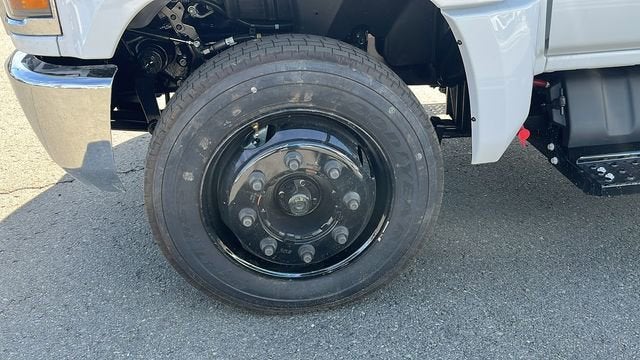 2024 Chevrolet Silverado 5500 HD Work Truck