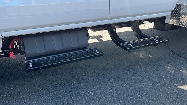 2024 Chevrolet Silverado 5500 HD Work Truck