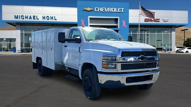 2024 Chevrolet Silverado 5500 HD Work Truck