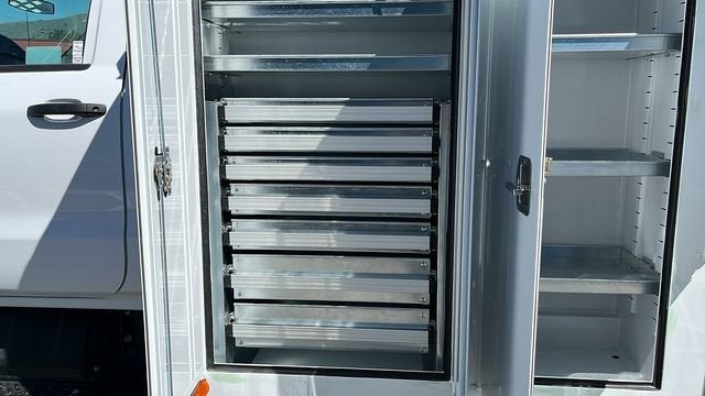 2024 Chevrolet Silverado 5500 HD Work Truck