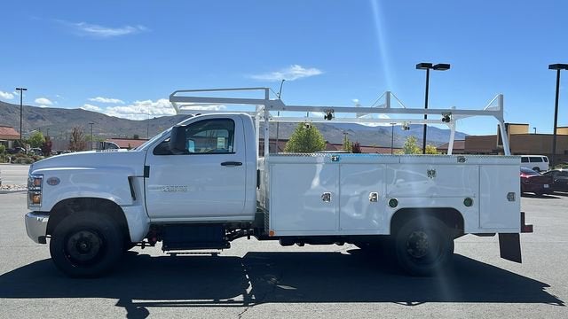 2024 Chevrolet Silverado 4500 HD Work Truck