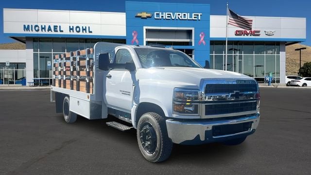 2023 Chevrolet Silverado 5500 HD Work Truck