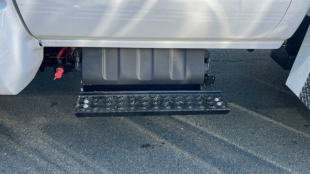 2023 Chevrolet Silverado 5500 HD Work Truck