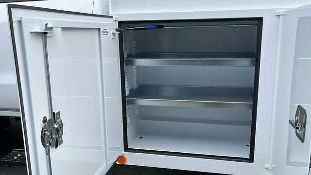 2024 Chevrolet Silverado 5500 HD Work Truck