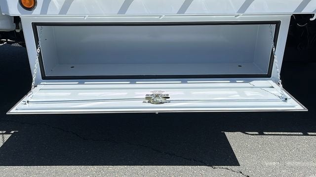 2024 Chevrolet Silverado 5500 HD Work Truck