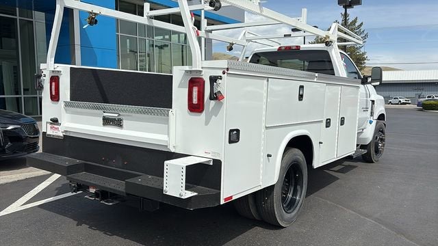 2024 Chevrolet Silverado 5500 HD Work Truck