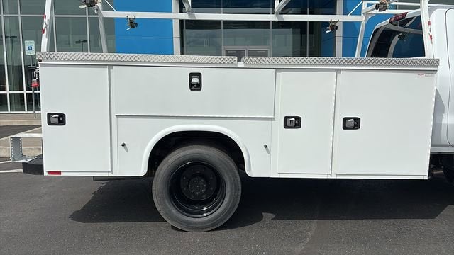 2024 Chevrolet Silverado 5500 HD Work Truck