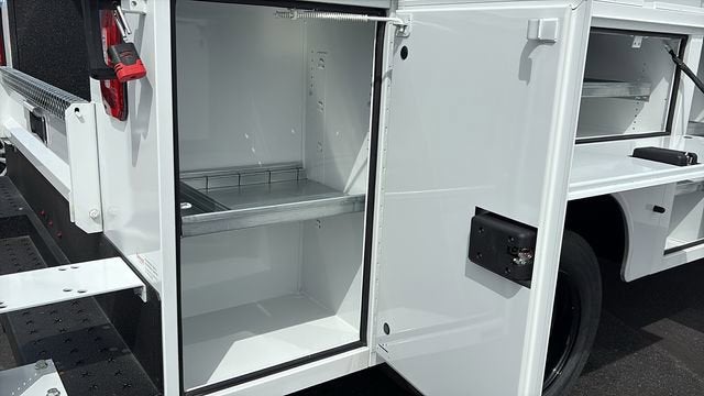 2024 Chevrolet Silverado 5500 HD Work Truck