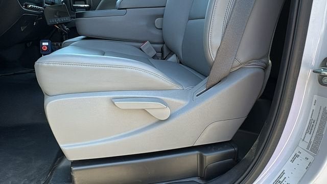 2024 Chevrolet Silverado 5500 HD Work Truck