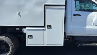 2024 Chevrolet Silverado 5500 HD Work Truck