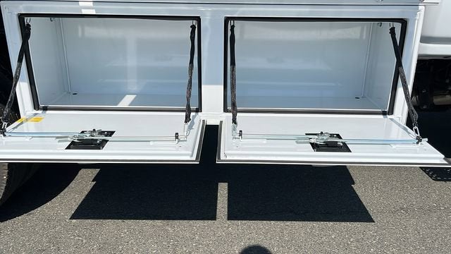 2024 Chevrolet Silverado 5500 HD Work Truck